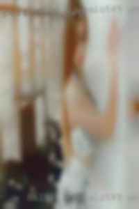 Kjwealot49 Threesome lady